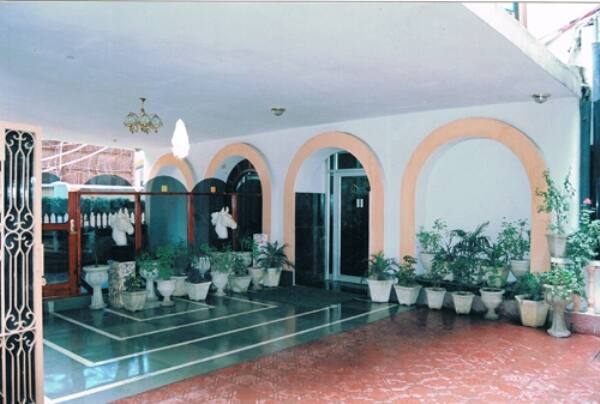 Kashmir International Hotel, Srinagar 3